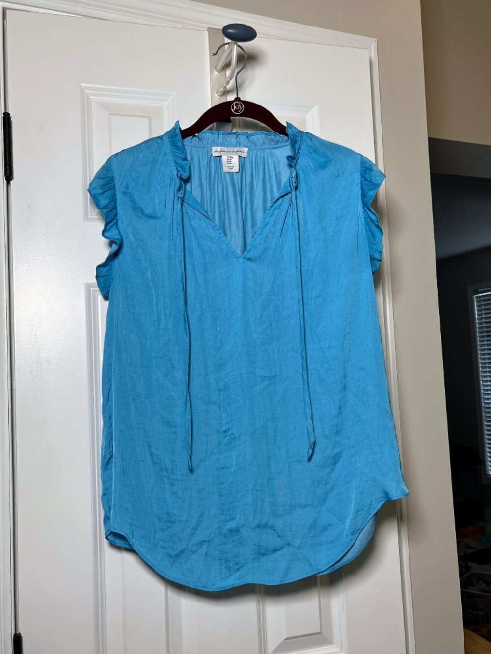 Cupcakes and Cashmere Soft Blue Ruffled Tie Front Top Size M Chic Feminine